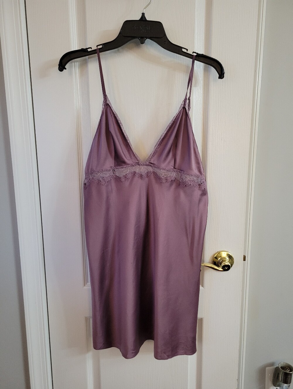 Victoria's Secret Mauve Satin Lace V-Neck Chemise Slip Dress Size Large